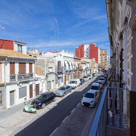 Florit Flats - Lovely Apartment With Private Terrace By El Cabanyal Валенсия Екстериор снимка
